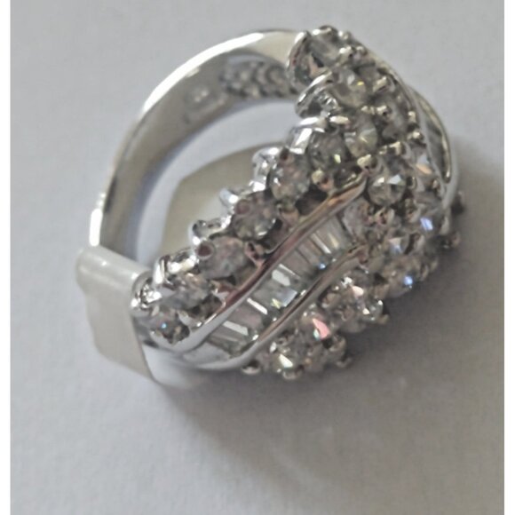 Italian 925 Sterling Silver Women's Ring with Cluster Cubic Zirconia -  Size 5 - Picture 3 of 6
